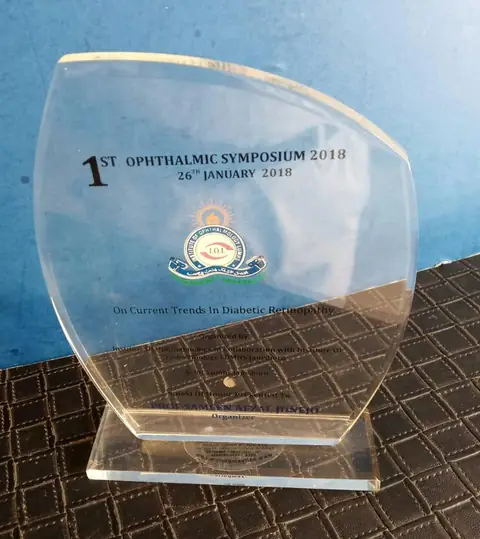 1st Ophthalmic Symposium 2018: Acrylic award, printed